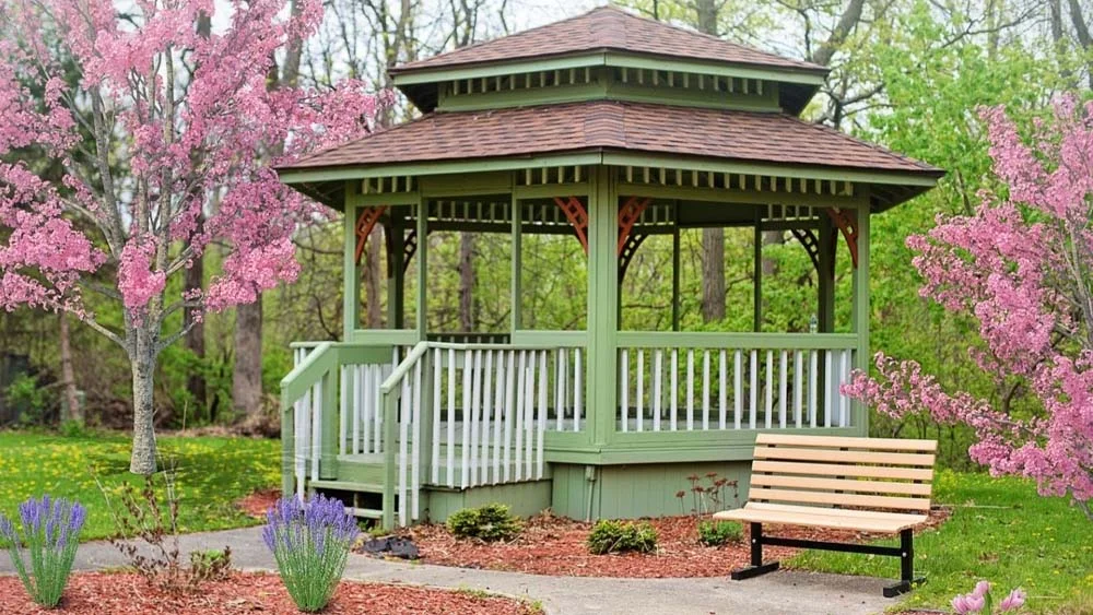 Garden Gazebos (1)